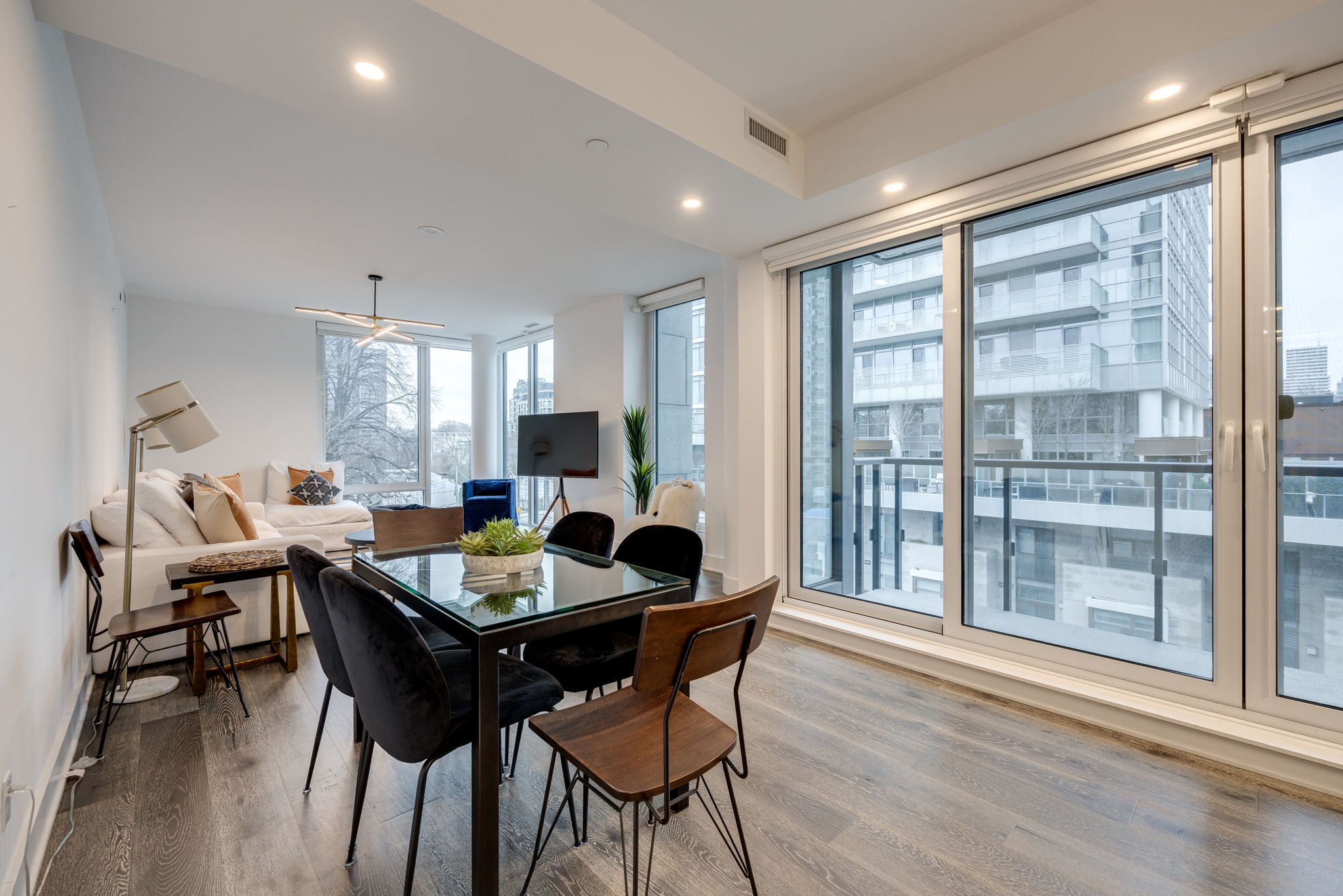 Toronto property showcase — delivered property photograph 11