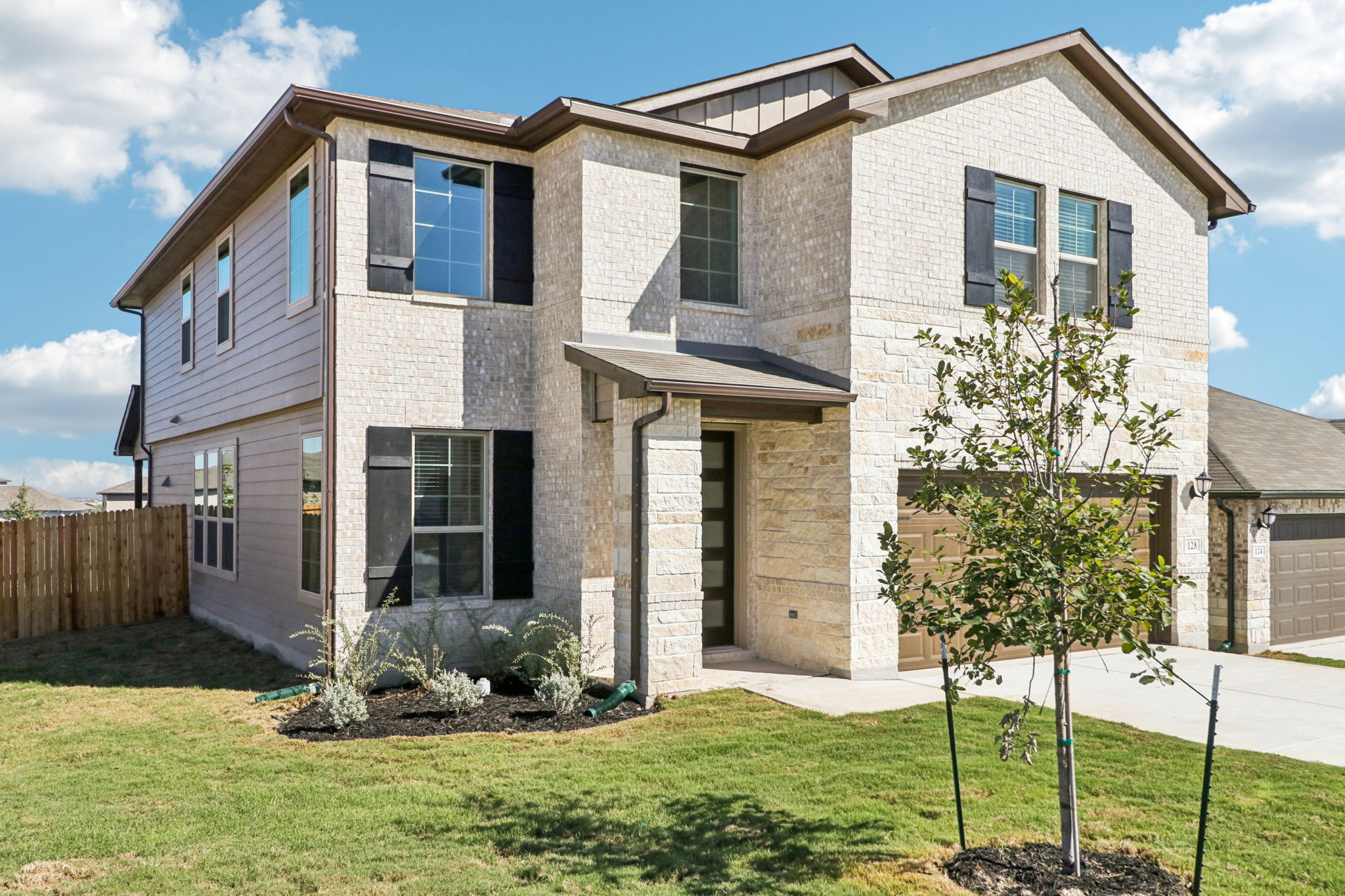 San Antonio East - Legendary Trails - 128 Perciful Ave Schertz TX 78108 - 003