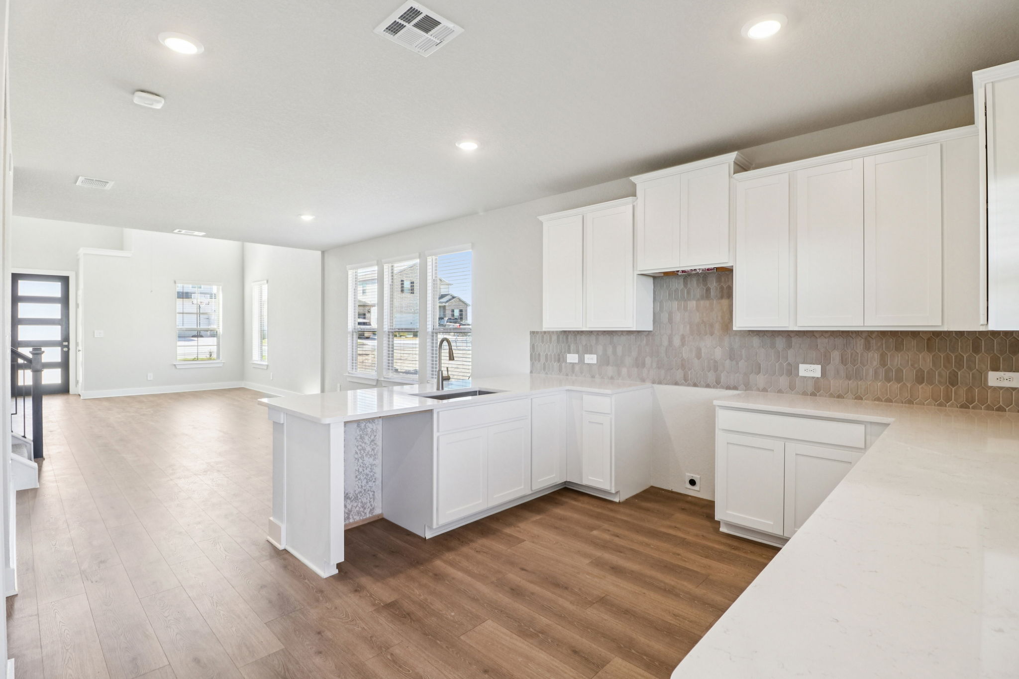 San Antonio East - Legendary Trails - 128 Perciful Ave Schertz TX 78108 - 012