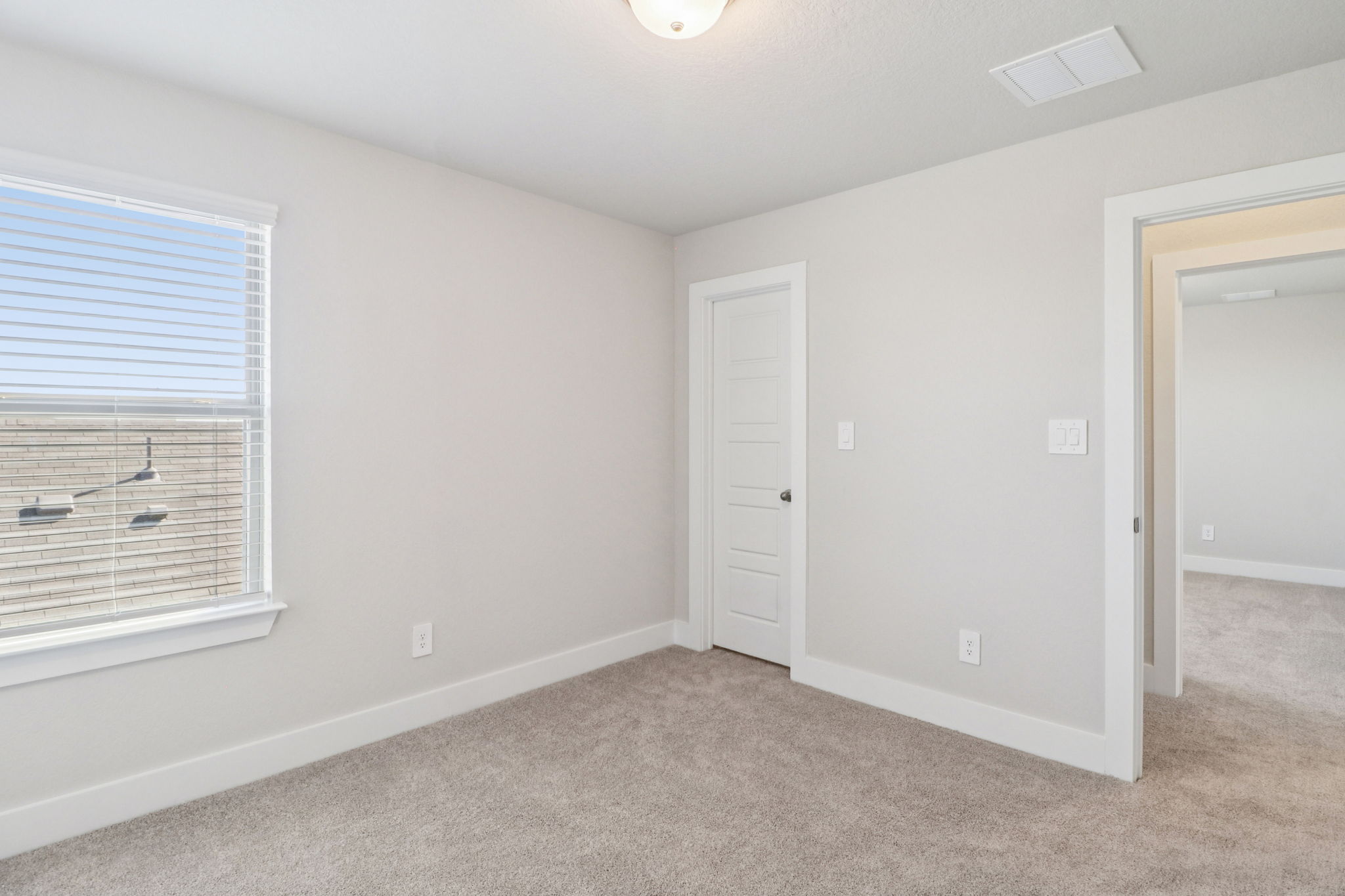 San Antonio East - Legendary Trails - 128 Perciful Ave Schertz TX 78108 - 022