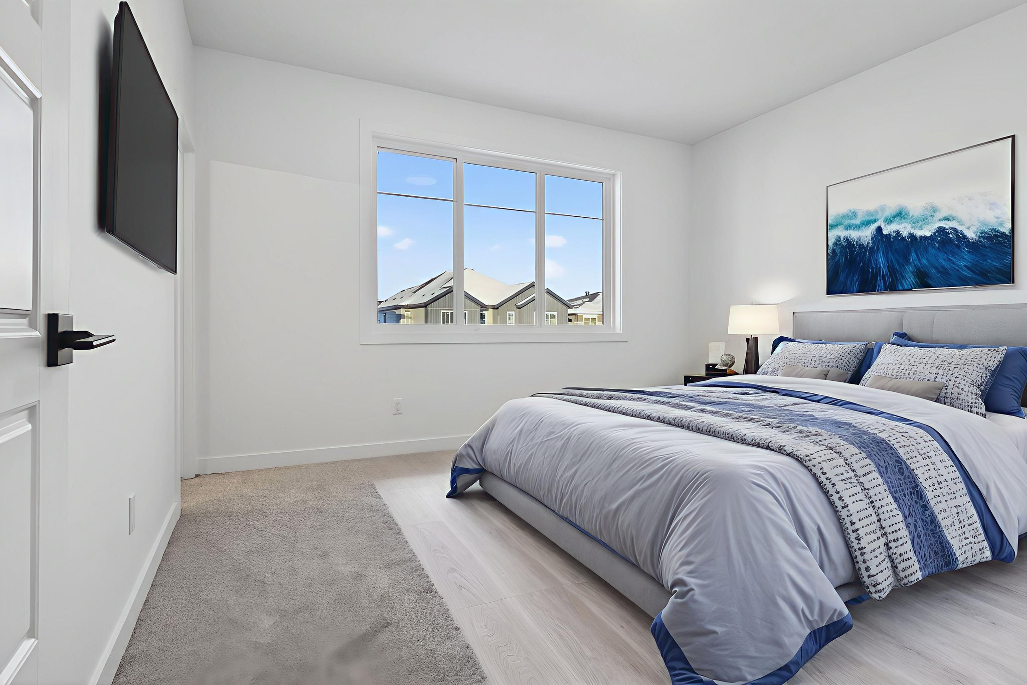 DSC00412 virtually staged.jpeg