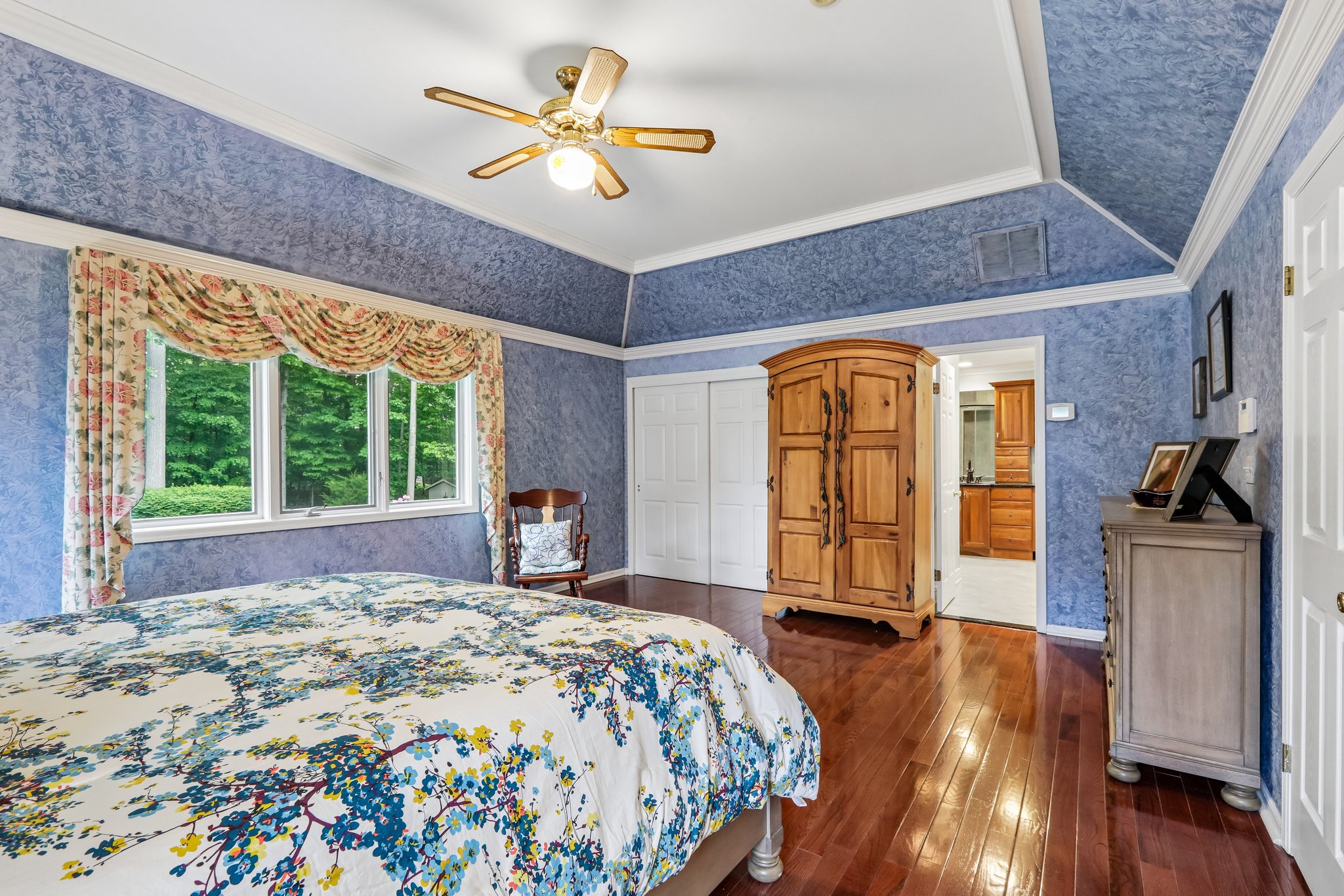 Rutherford Rd-S2205-049.jpg