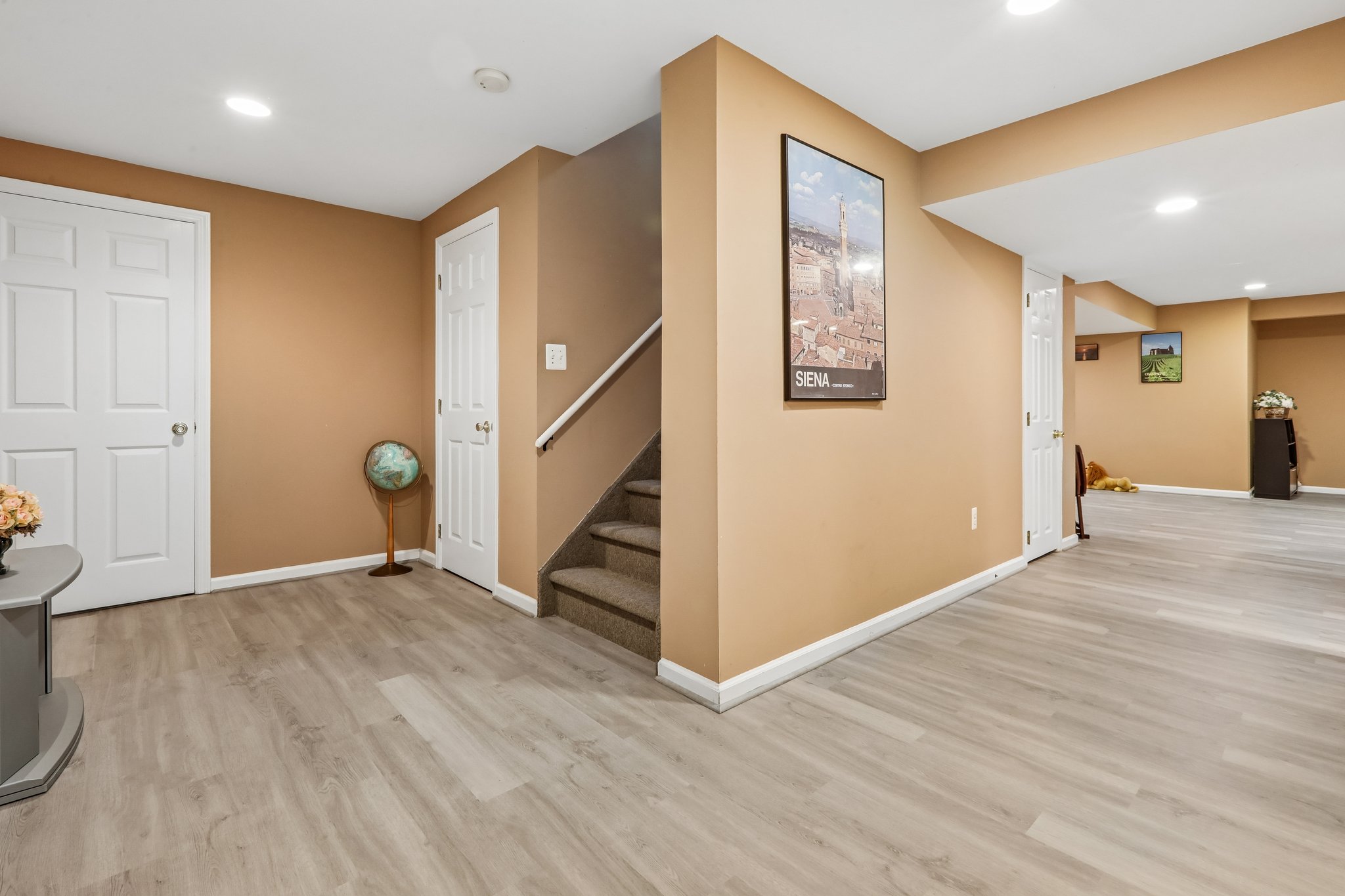 Rutherford Rd-S2205-065.jpg
