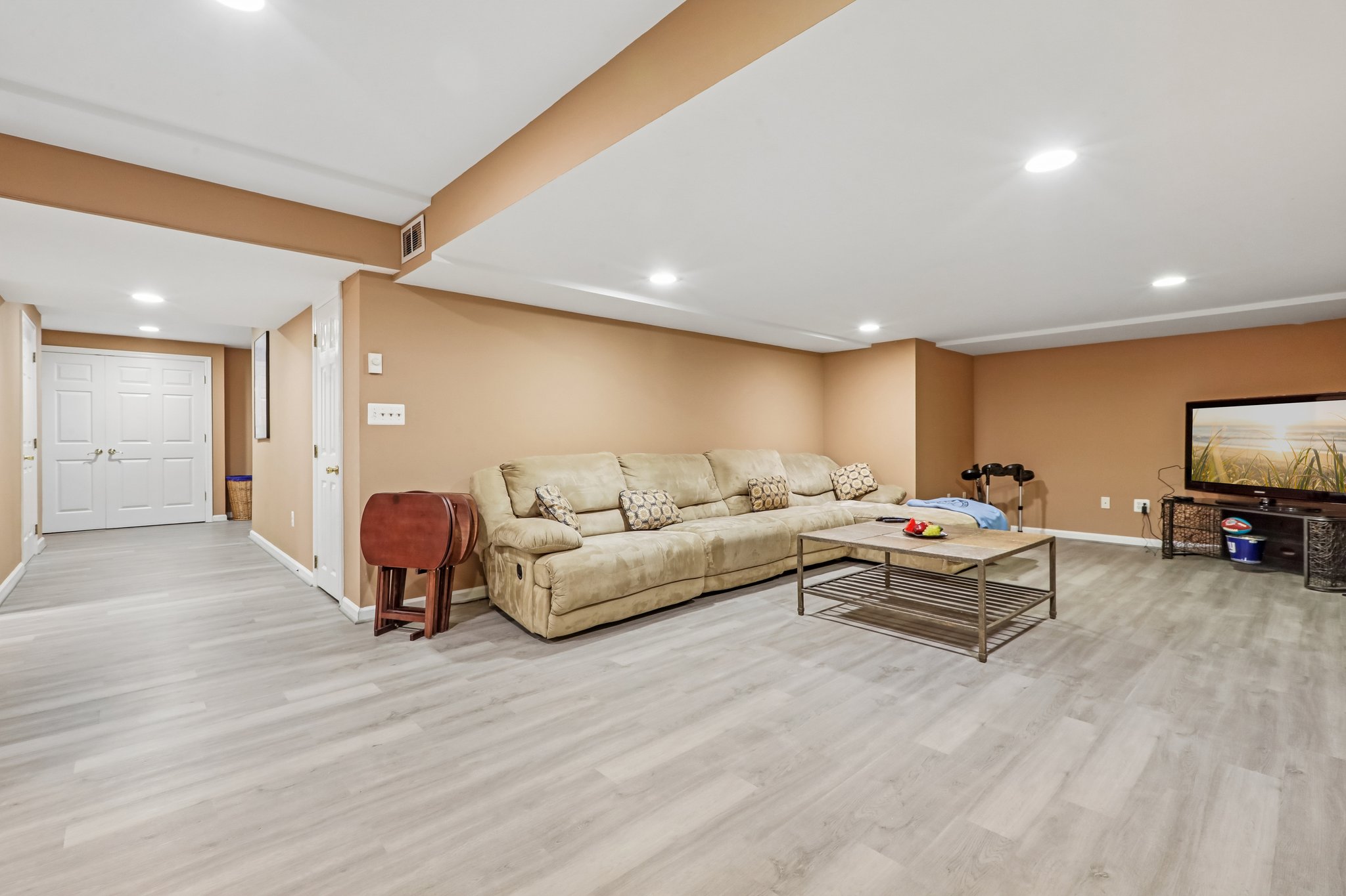 Rutherford Rd-S2205-070.jpg