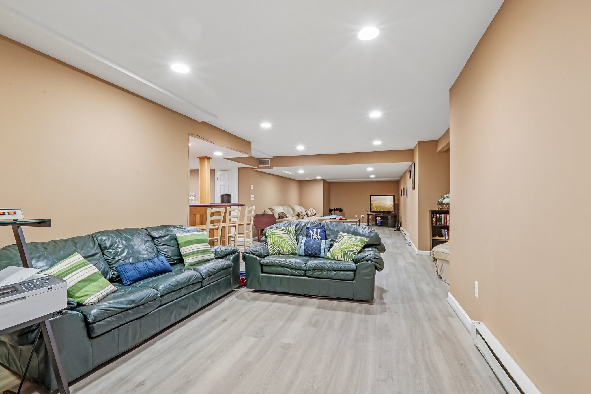 Rutherford Rd-S2205-075.jpg