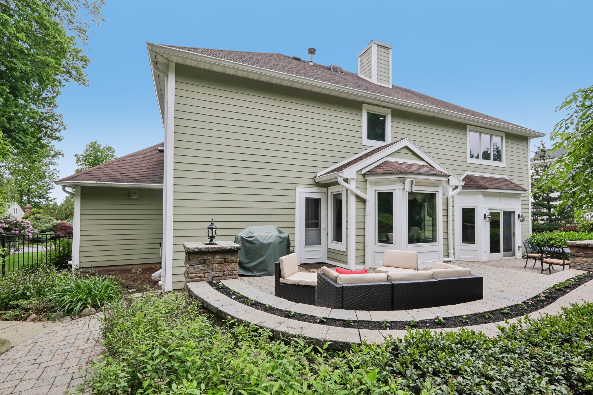 Rutherford Rd-S2205-079.jpg