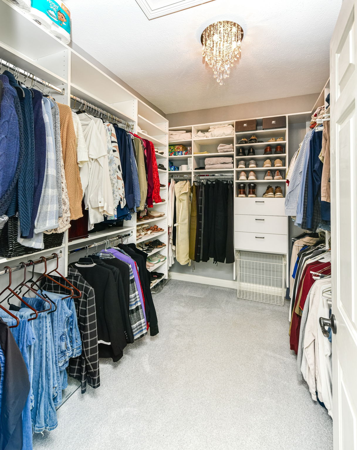Custom Shelving in the Primary Bedroom Closet