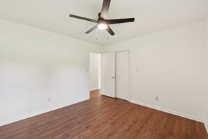 Vernon St-S1009-017.jpg