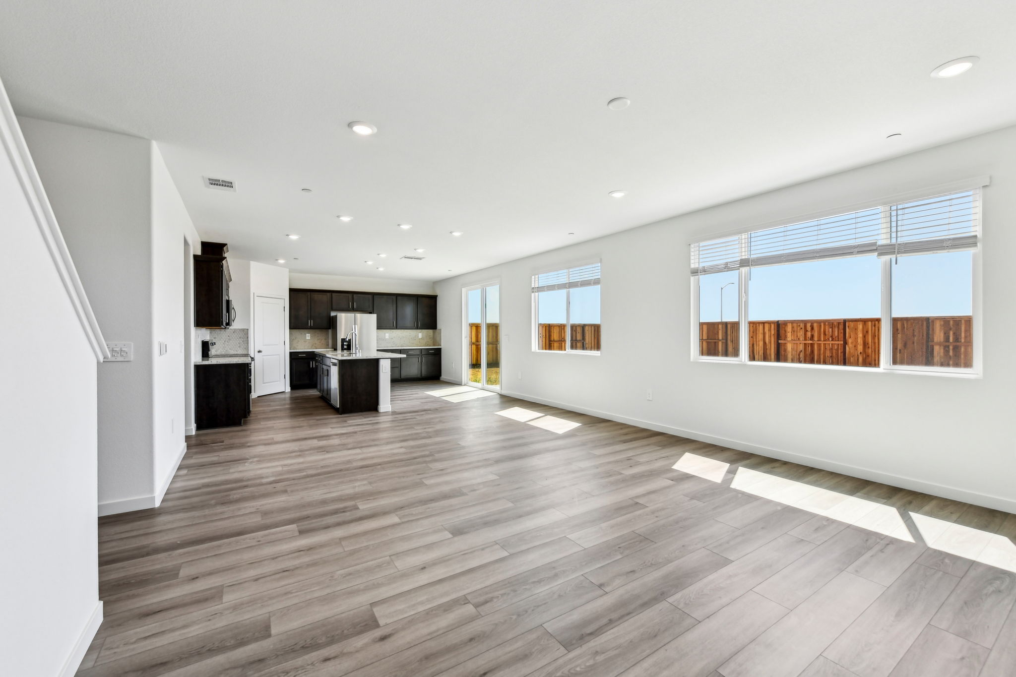 Vernon -  Liberty Ranch - 1280 Bastion Ave Galt CA -005