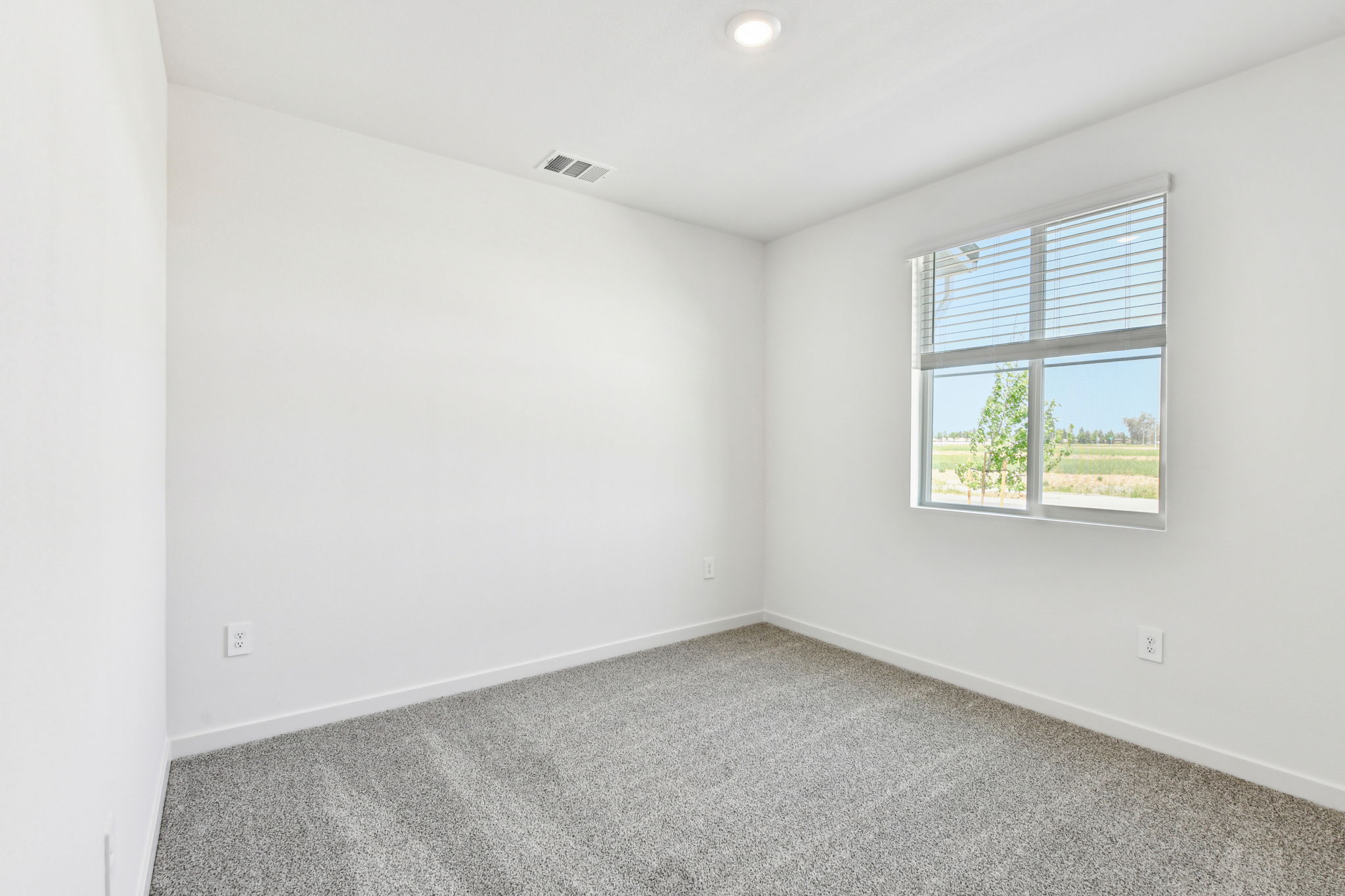 Vernon -  Liberty Ranch - 1280 Bastion Ave Galt CA -018