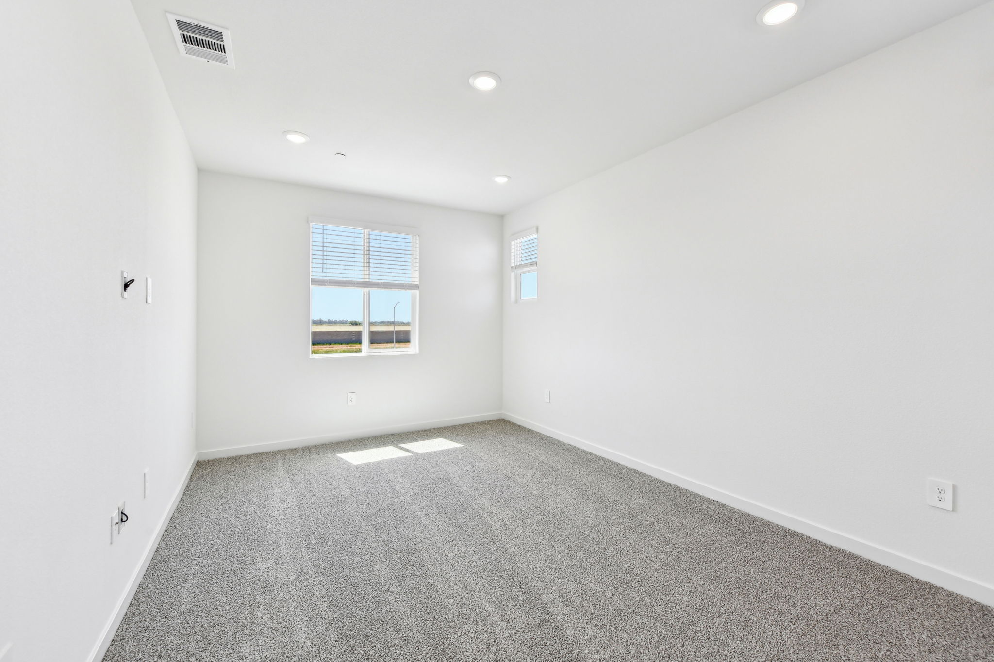 Vernon -  Liberty Ranch - 1280 Bastion Ave Galt CA -031