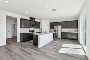 Vernon -  Liberty Ranch - 1280 Bastion Ave Galt CA -009