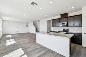 Vernon -  Liberty Ranch - 1280 Bastion Ave Galt CA -010