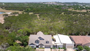  Photo 0