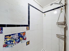  Photo 35