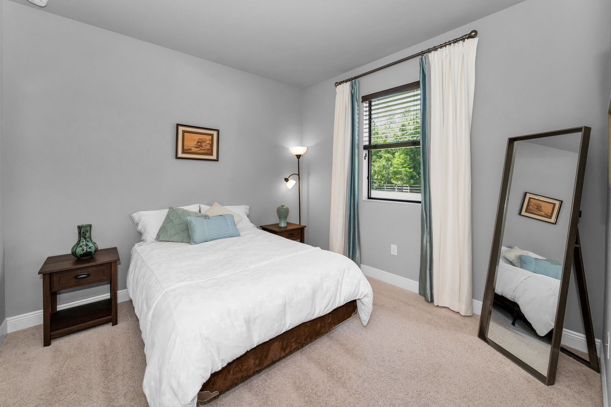 Bedroom2a