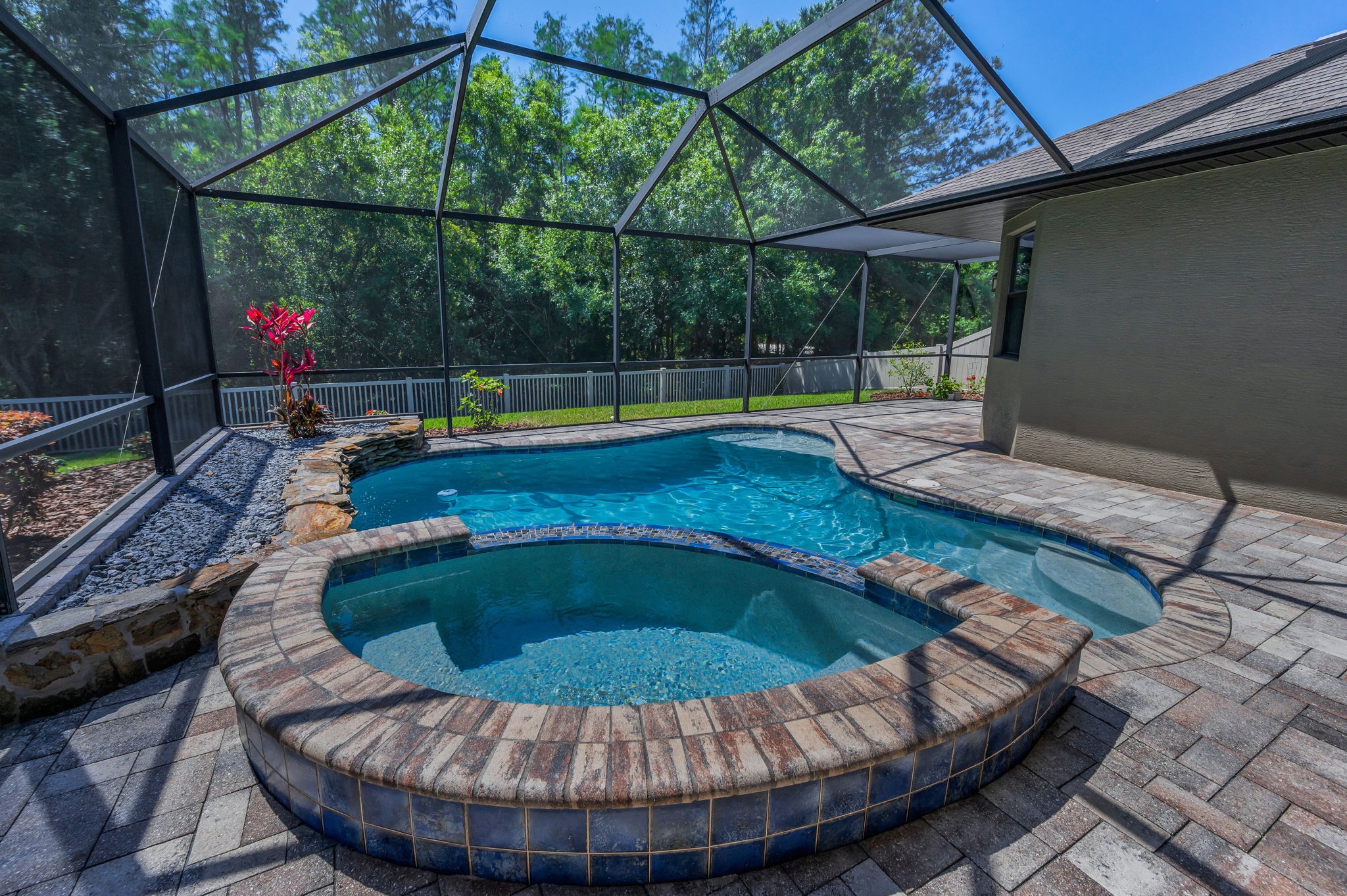 Pool2