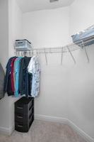 Master Bedroom Walk-in Closet2