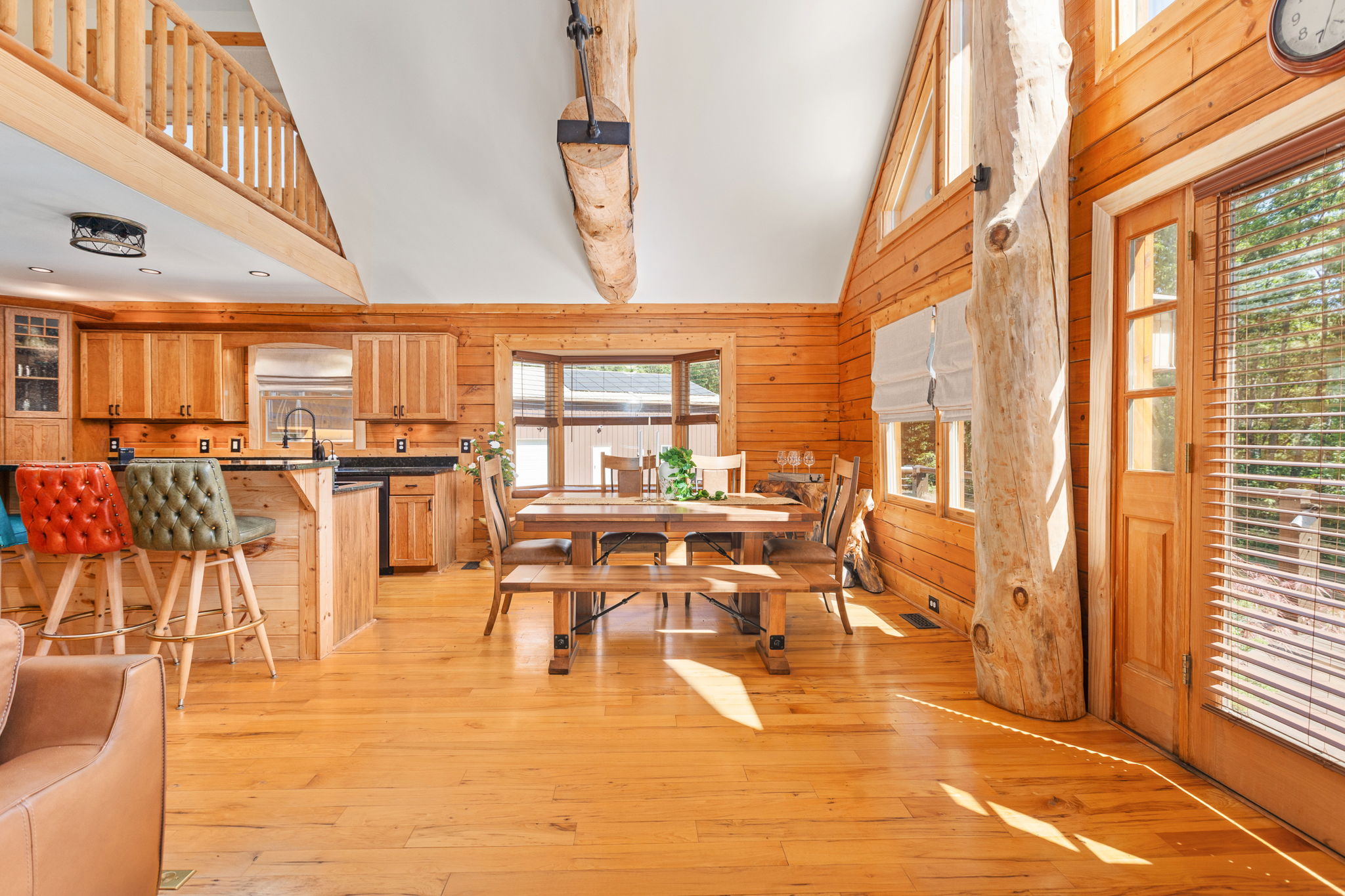  Photo 56
