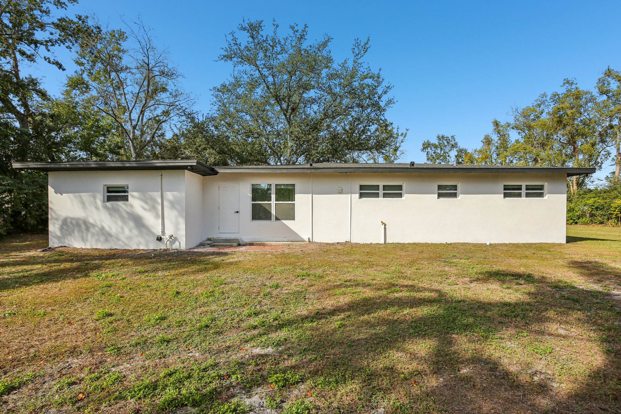 N Boulevard St-S0401-038.jpg