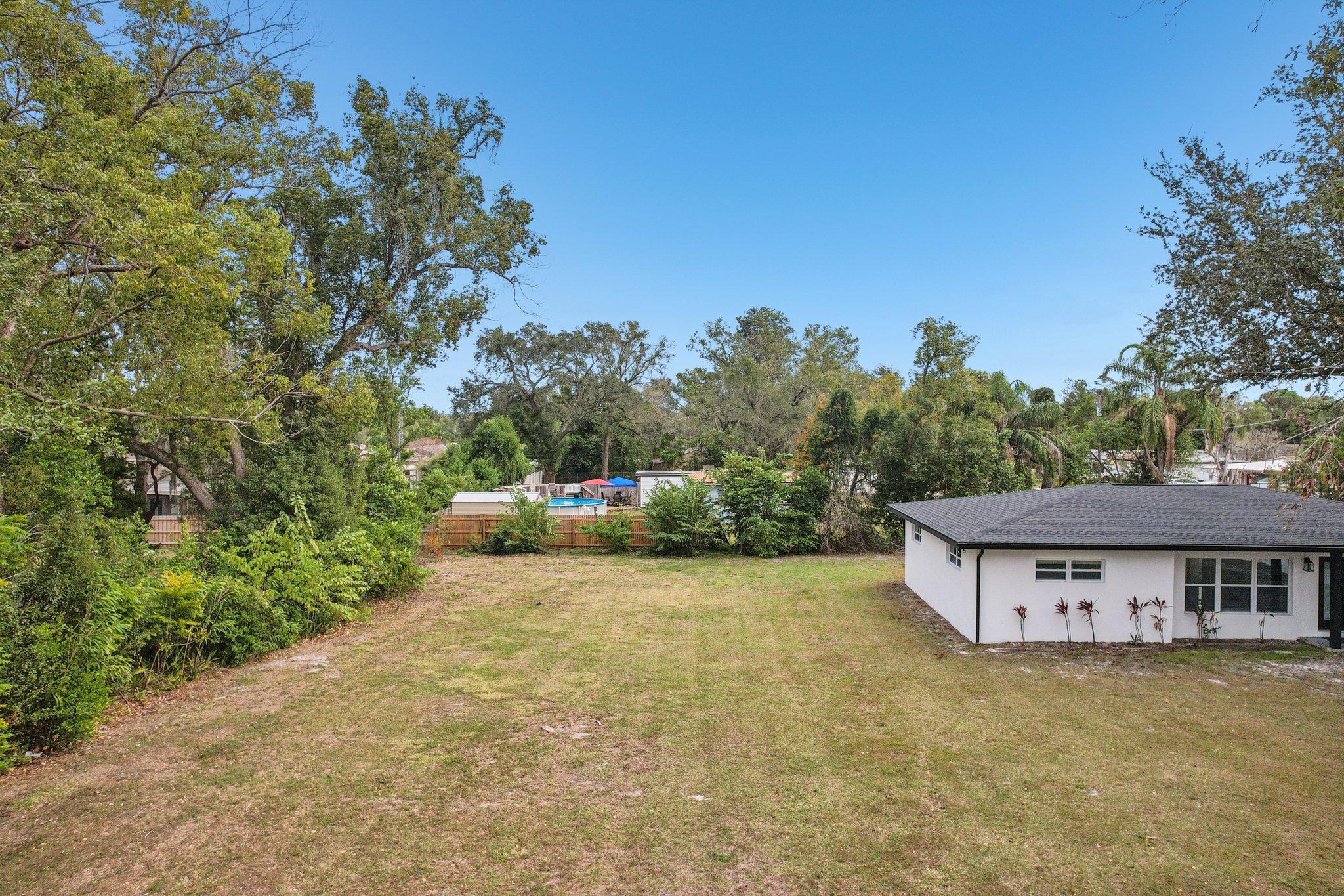 N Boulevard St-S0401-044.jpg