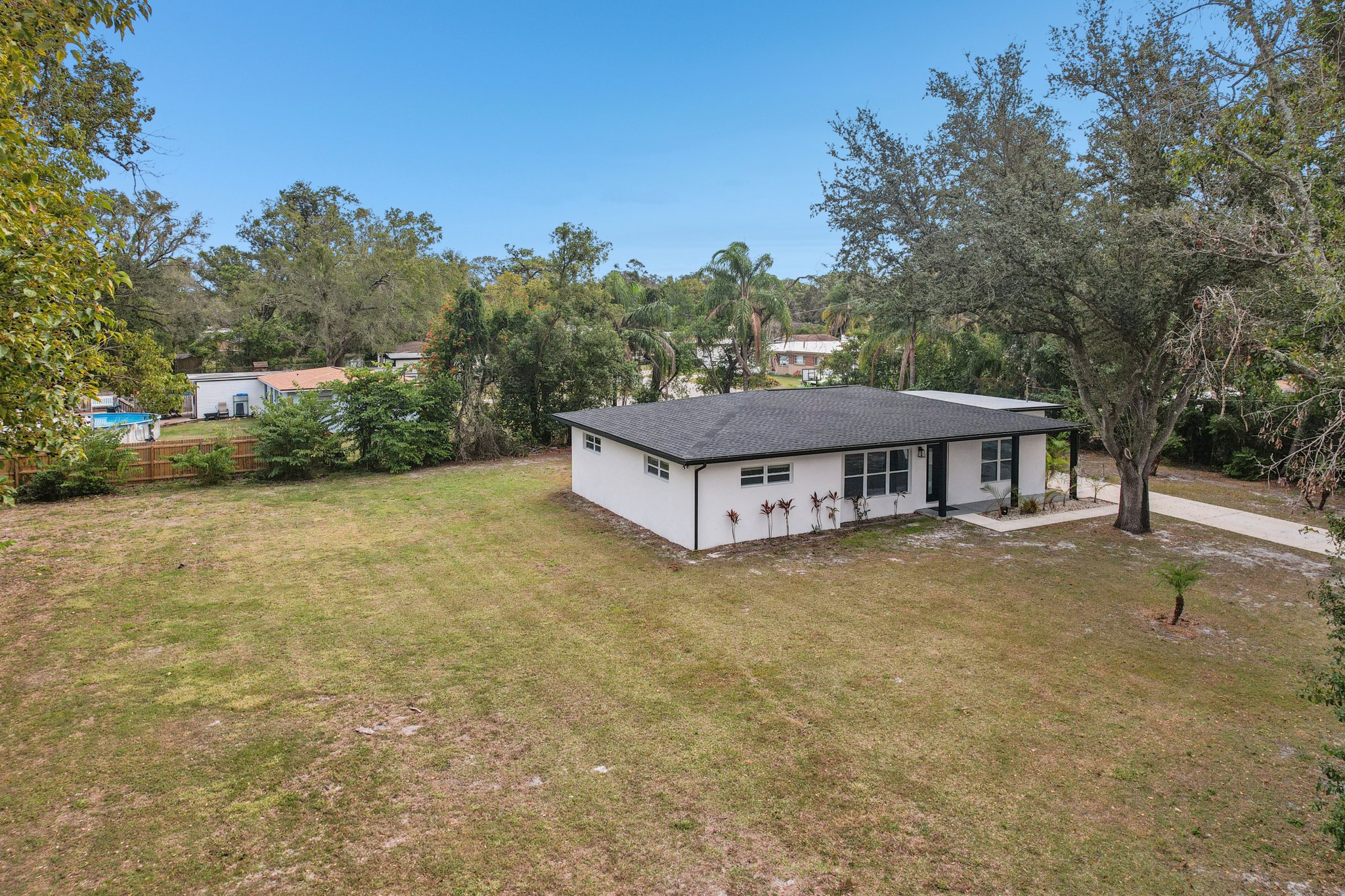 N Boulevard St-S0401-045.jpg