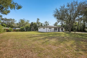 N Boulevard St-S0401-001.jpg