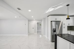 N Boulevard St-S0401-012.jpg