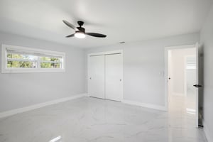 N Boulevard St-S0401-016.jpg