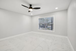 N Boulevard St-S0401-029.jpg