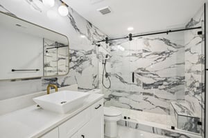 N Boulevard St-S0401-031.jpg