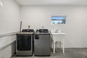 N Boulevard St-S0401-034.jpg