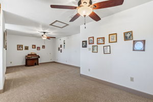  Photo 75