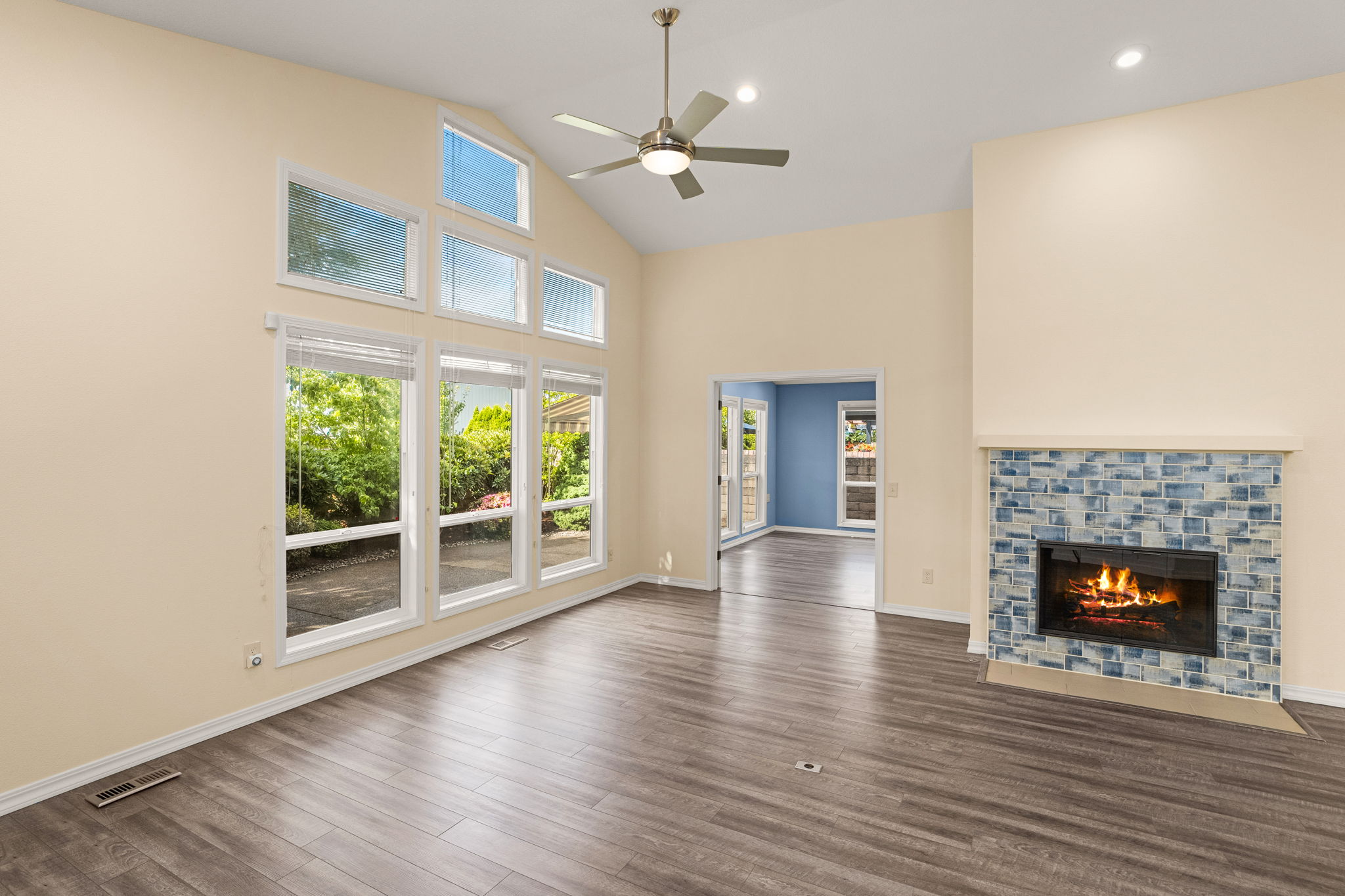 Living Room - Fireplace