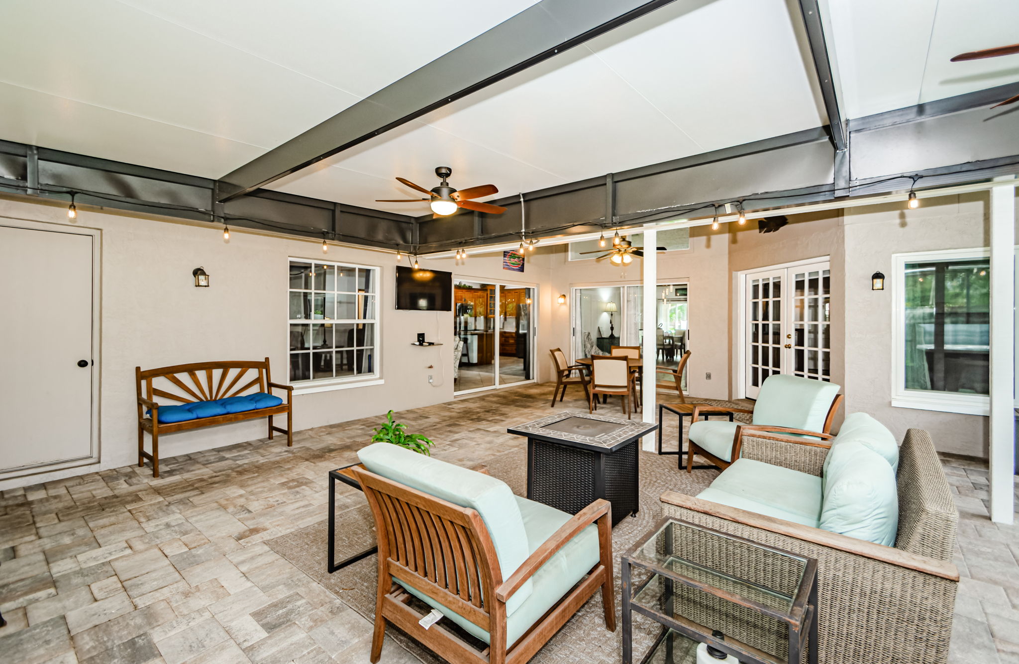 Patio 1G