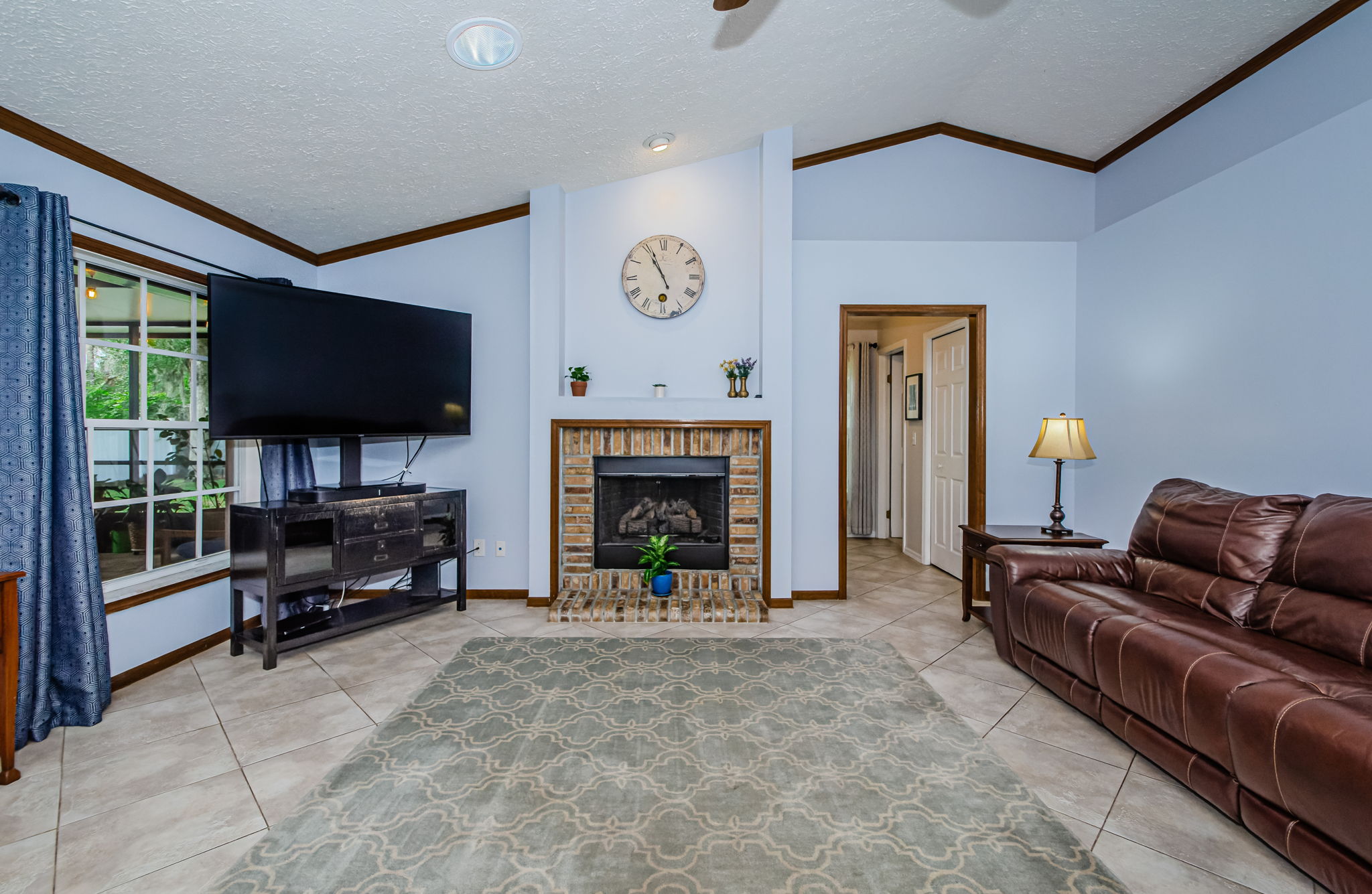 Family Room 1D