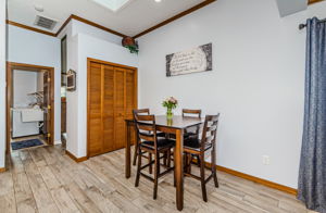 Kitchen Eat In Area