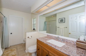 Bathroom 1A