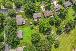  Photo 44