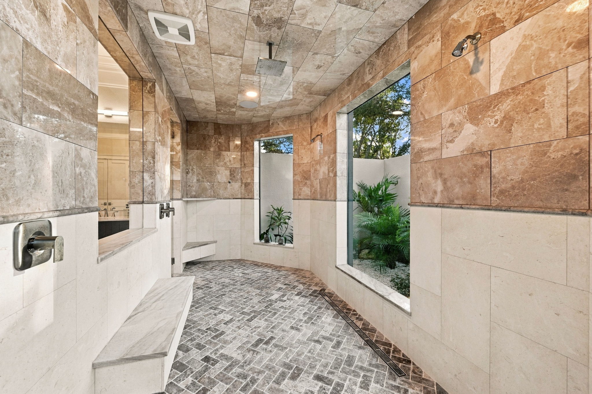 Primary Bathroom1b