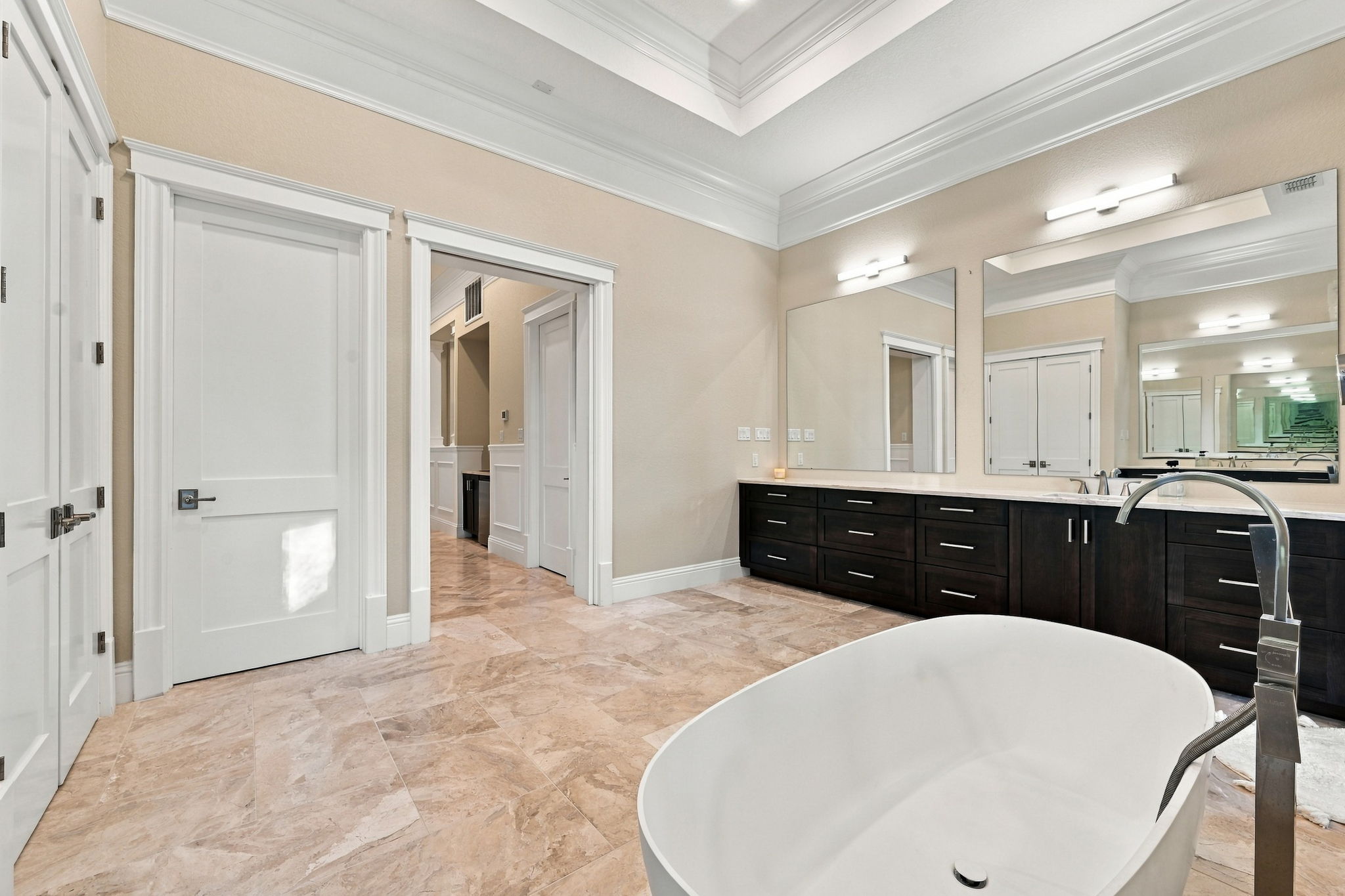 Primary Bathroom1g