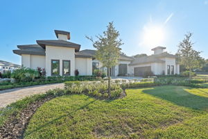 Front Exterior3