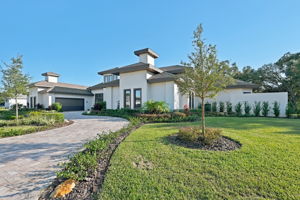 Front Exterior4