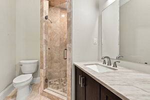 Guest Bathroom3