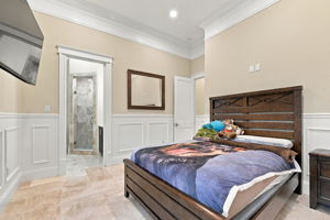 Guest Bedroom4