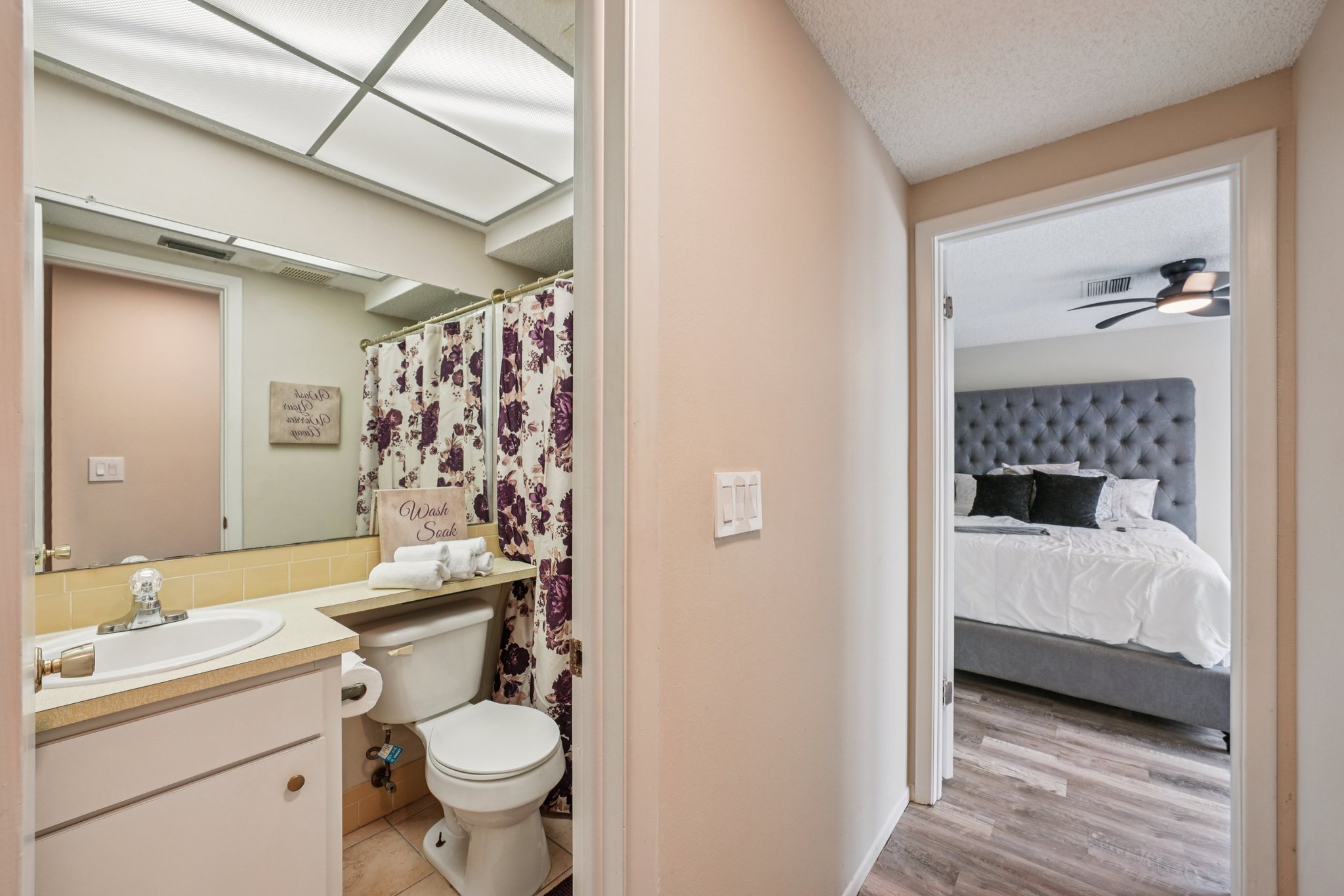 Settlers Dr-S0212-058.jpg