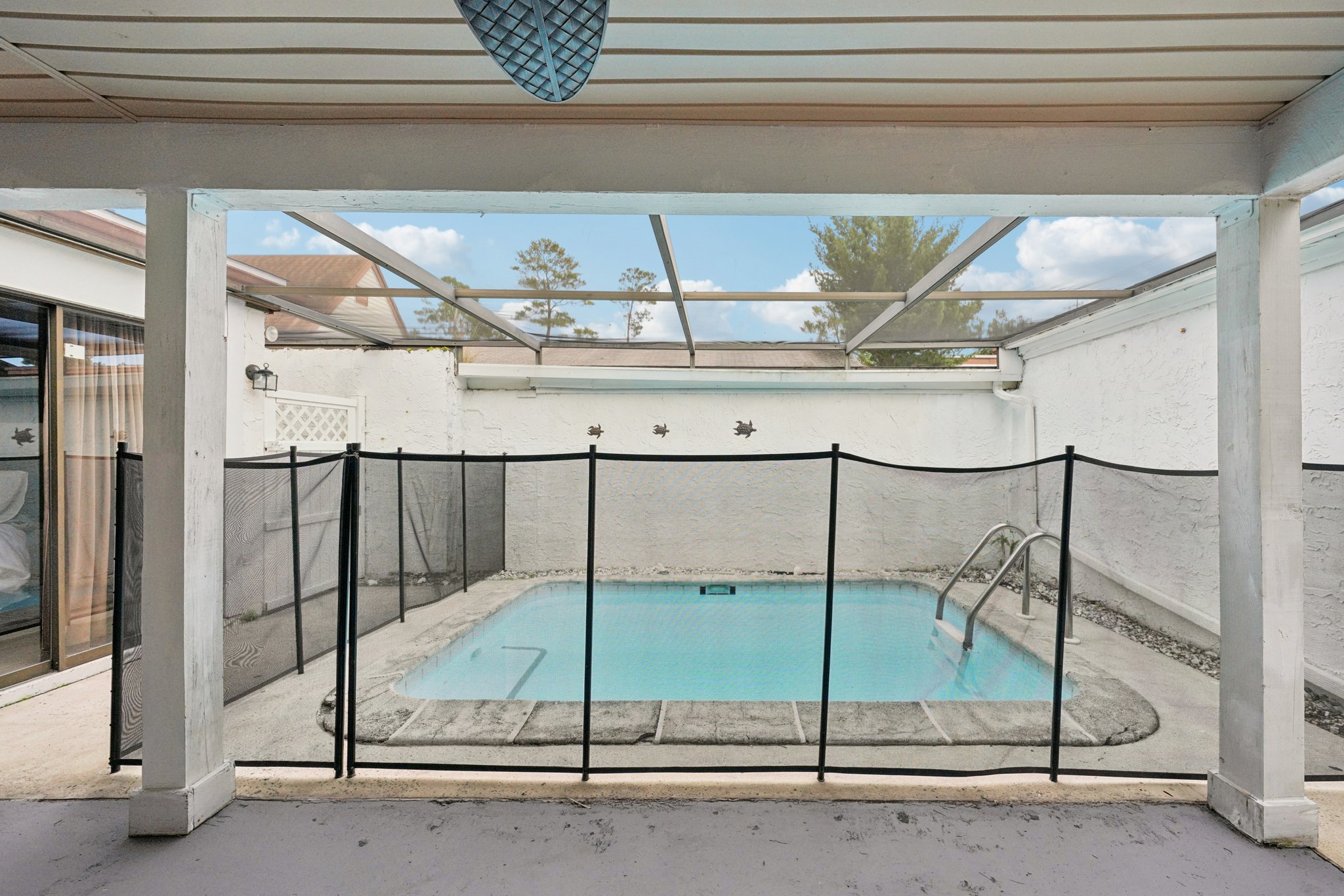 Settlers Dr-S0212-061.jpg