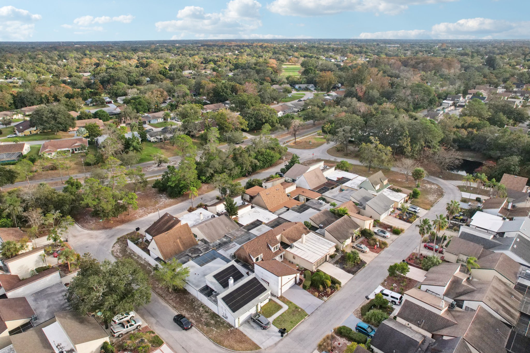 Settlers Dr-S0212-071.jpg