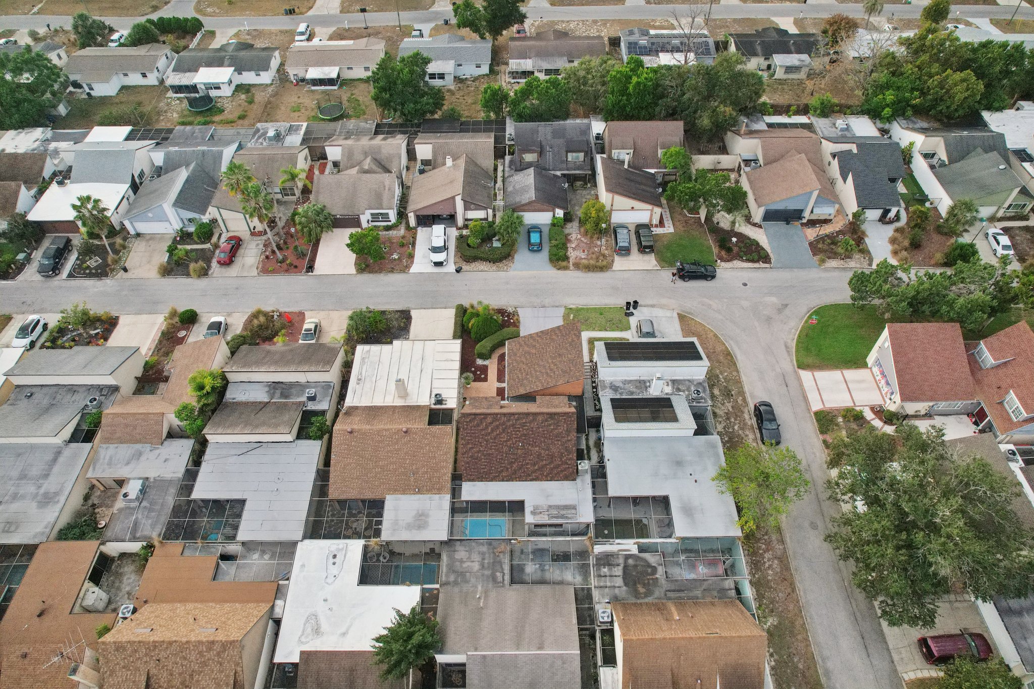 Settlers Dr-S0212-079.jpg