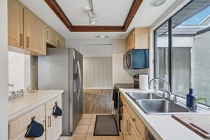 Settlers Dr-S0212-024.jpg